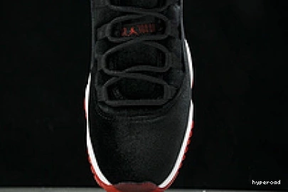 Hyperoad Air Velvet” “Bred 11 Jordan 0709